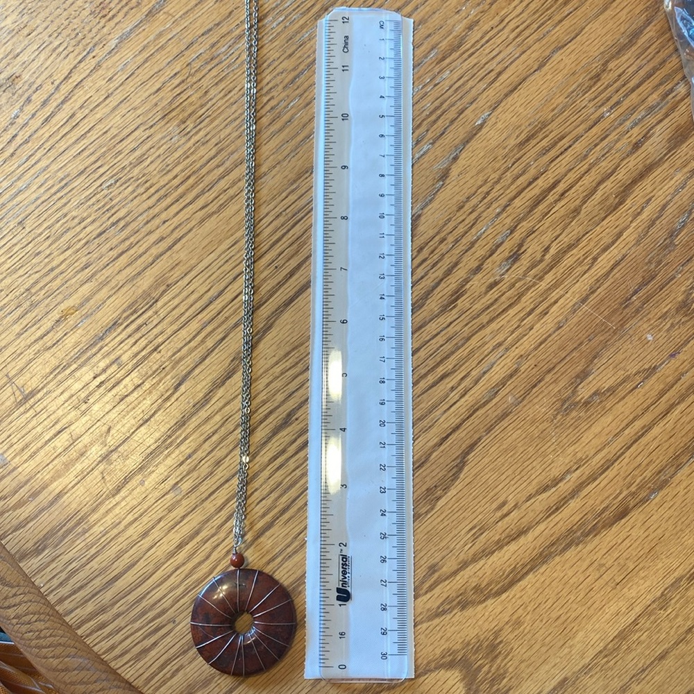 Beautiful Necklace - Picture 2 of 4